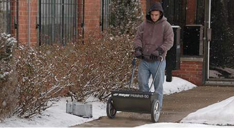 Hot Shot 50 Drop Spreader